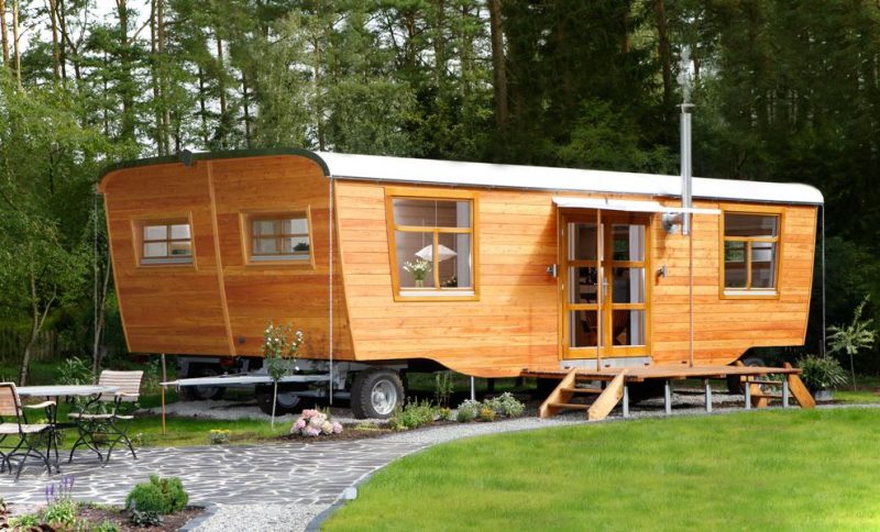 Tiny House On Wheel