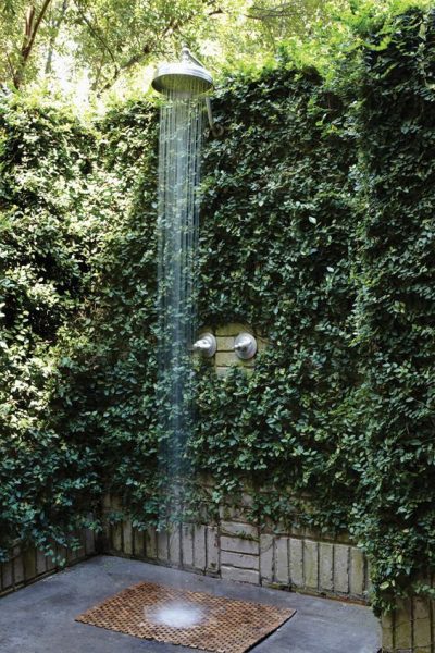 Living Green Outdoor Shower Surround