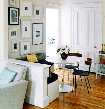 Simple Pedestal Kitchen Nook