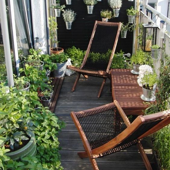 Small Garden On Balcony - narrow balcony ideas