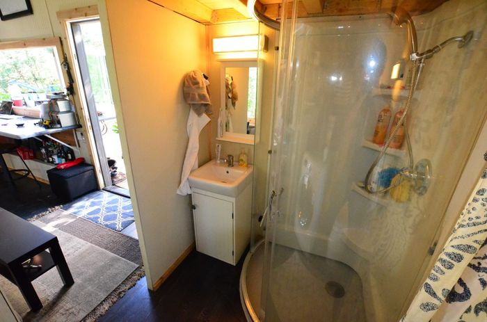 Tiny House Trailer Showers And Vanity