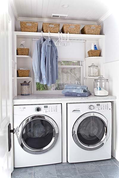 Traditional And Simple Laundry Room Decor