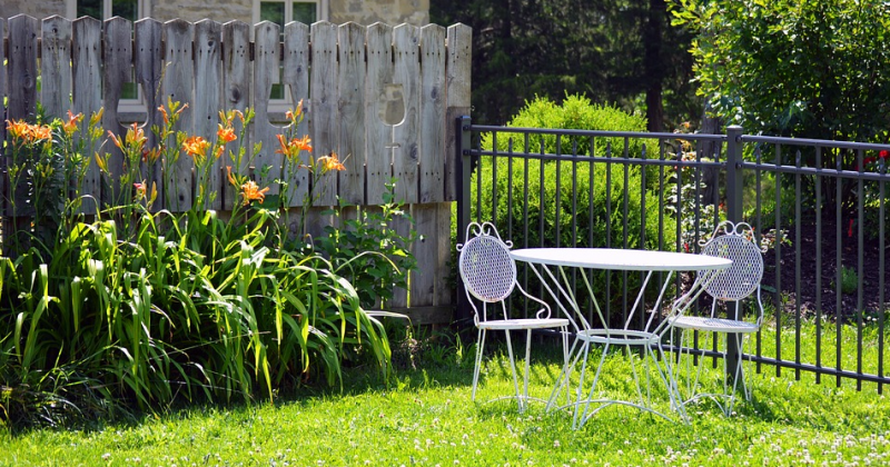 How to Make Your New Home's Backyard More Family-Friendly
