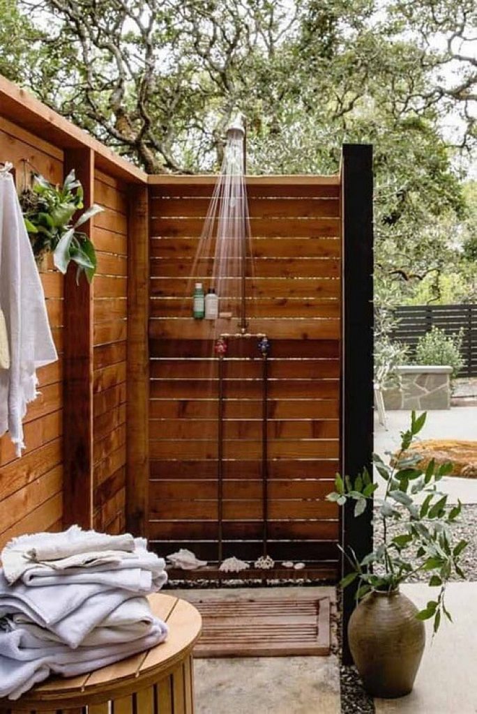 Backyard Outdoor Shower Ideas