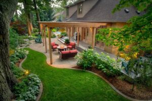 5 Steps to Design Your Backyard