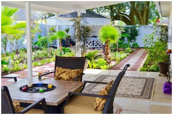 Lifestyle Benefits of Having an Outdoor Living Space