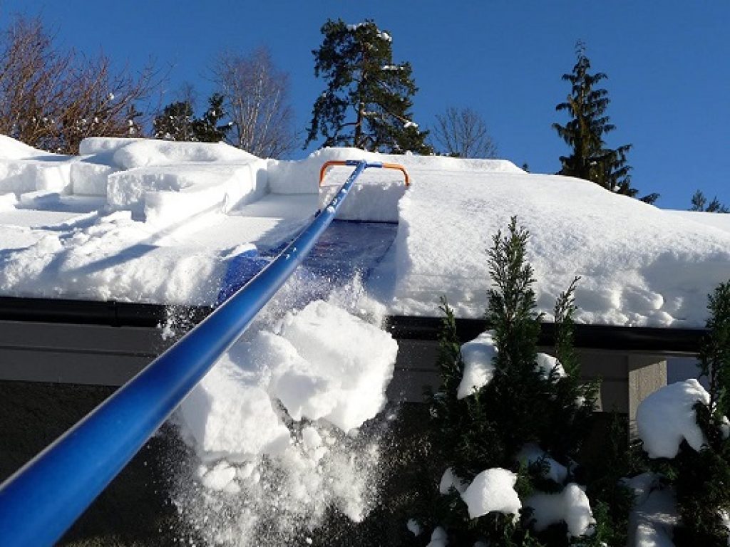 Choosing the Best Tool for Snow Removal