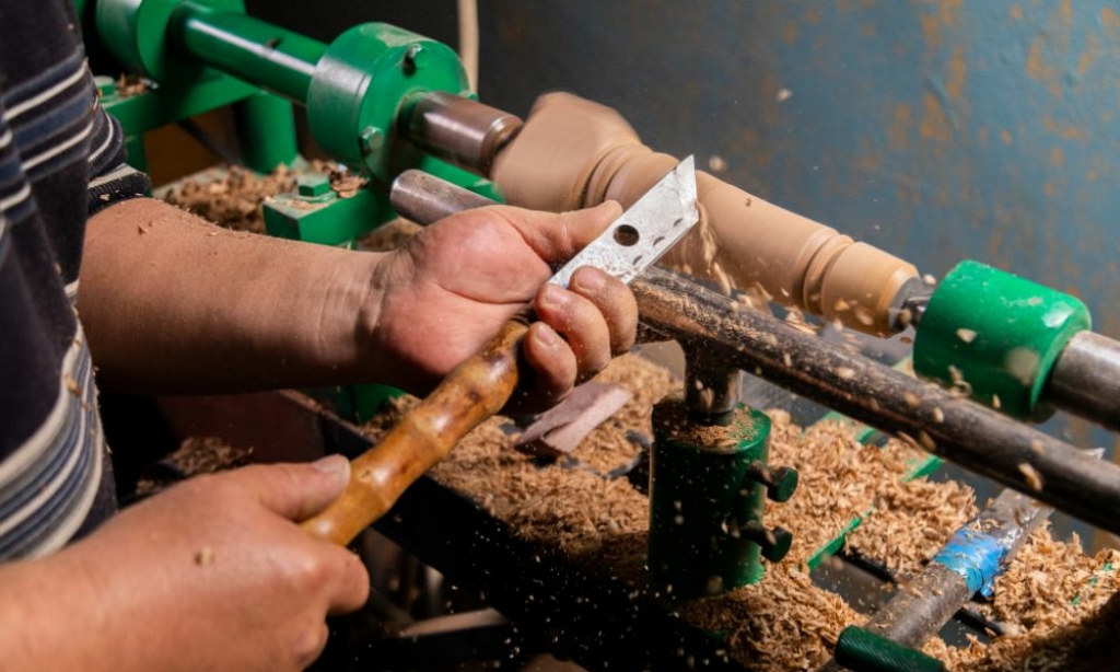 Choosing The Right Wood For Woodturning