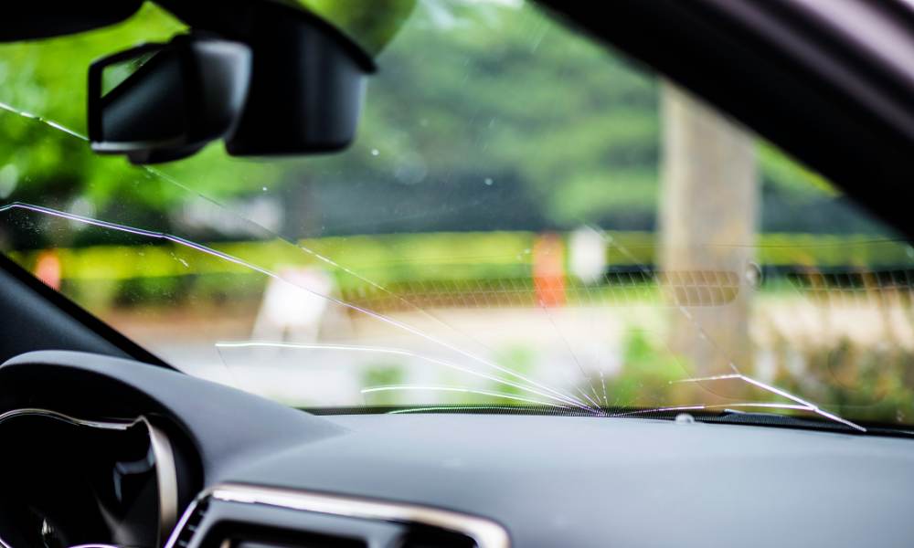 Understanding Windshield Damage and When You Need to Hire a