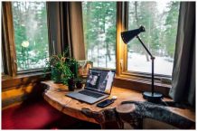 Working From Home? Here’s How to Set Up a Designated Workspace
